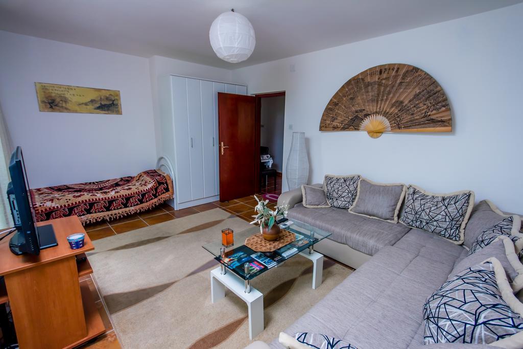 Apartments Beachfront Kotor Exteriér fotografie